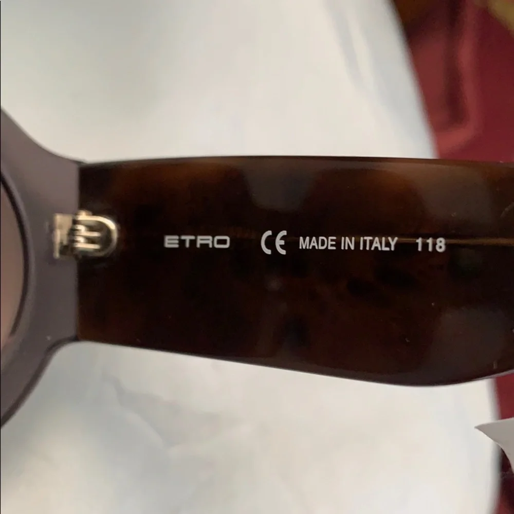 NWT ETRO Grey/Havana sunglasses w/case